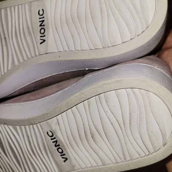 Vionic Keke suede violet sneaker 9.5 - Picture 4 of 4